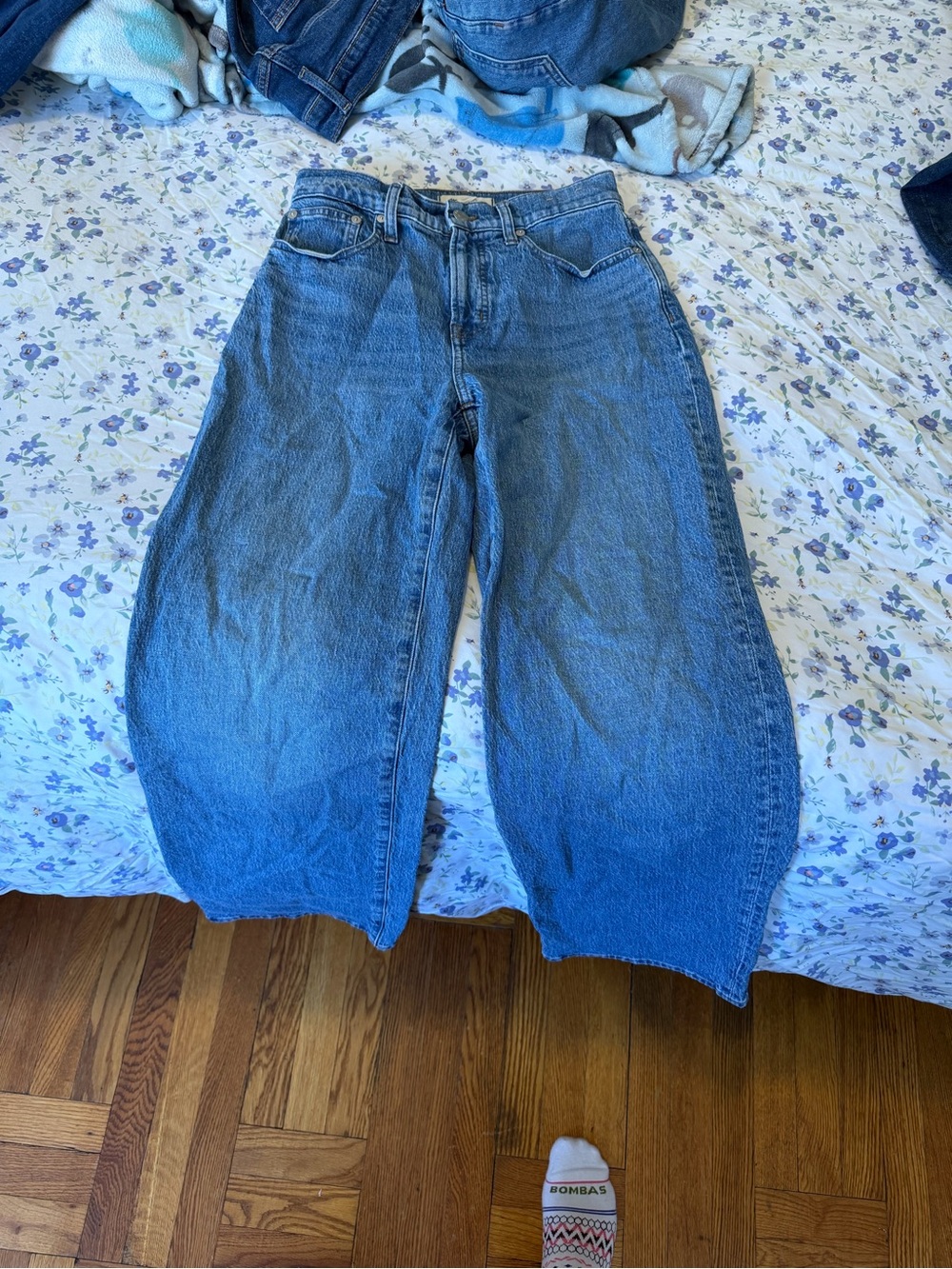 Madewell Straight-Leg Jeans in Medium Blue Denim